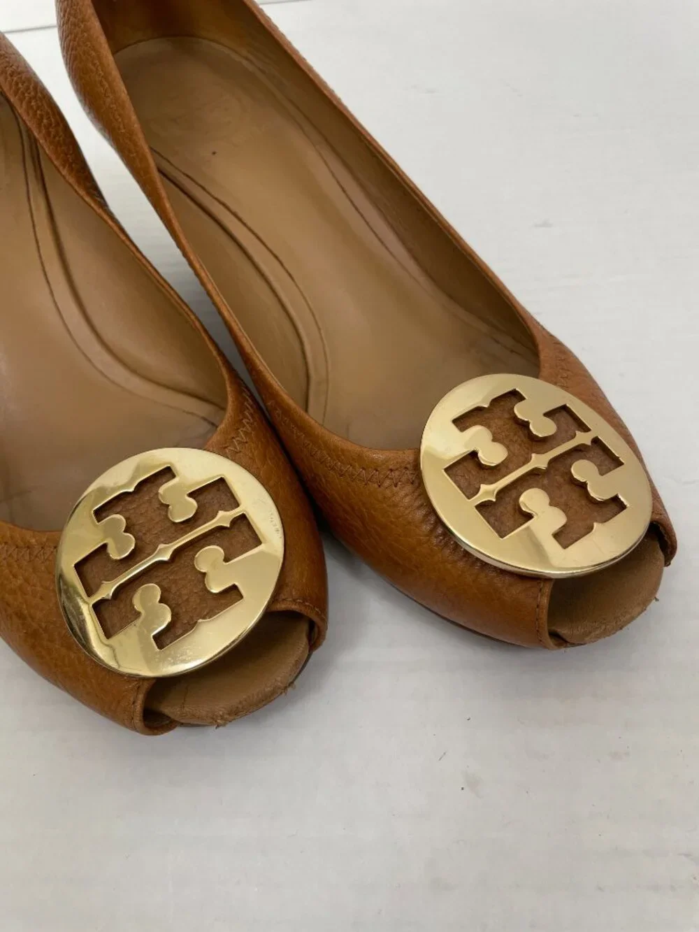 Tory Burch Sally Peep-Toe Wedge Pumps with Gold Logo Brown Leather Size: 9
